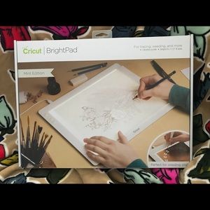 Cricut BrightPad Mint Edition